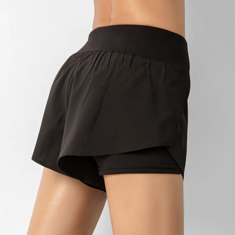 Women's Non See-Through Quick Dry Breathable Yoga Shorts with Side Pockets Summer Running Gym Workout Athletic Hot Pants