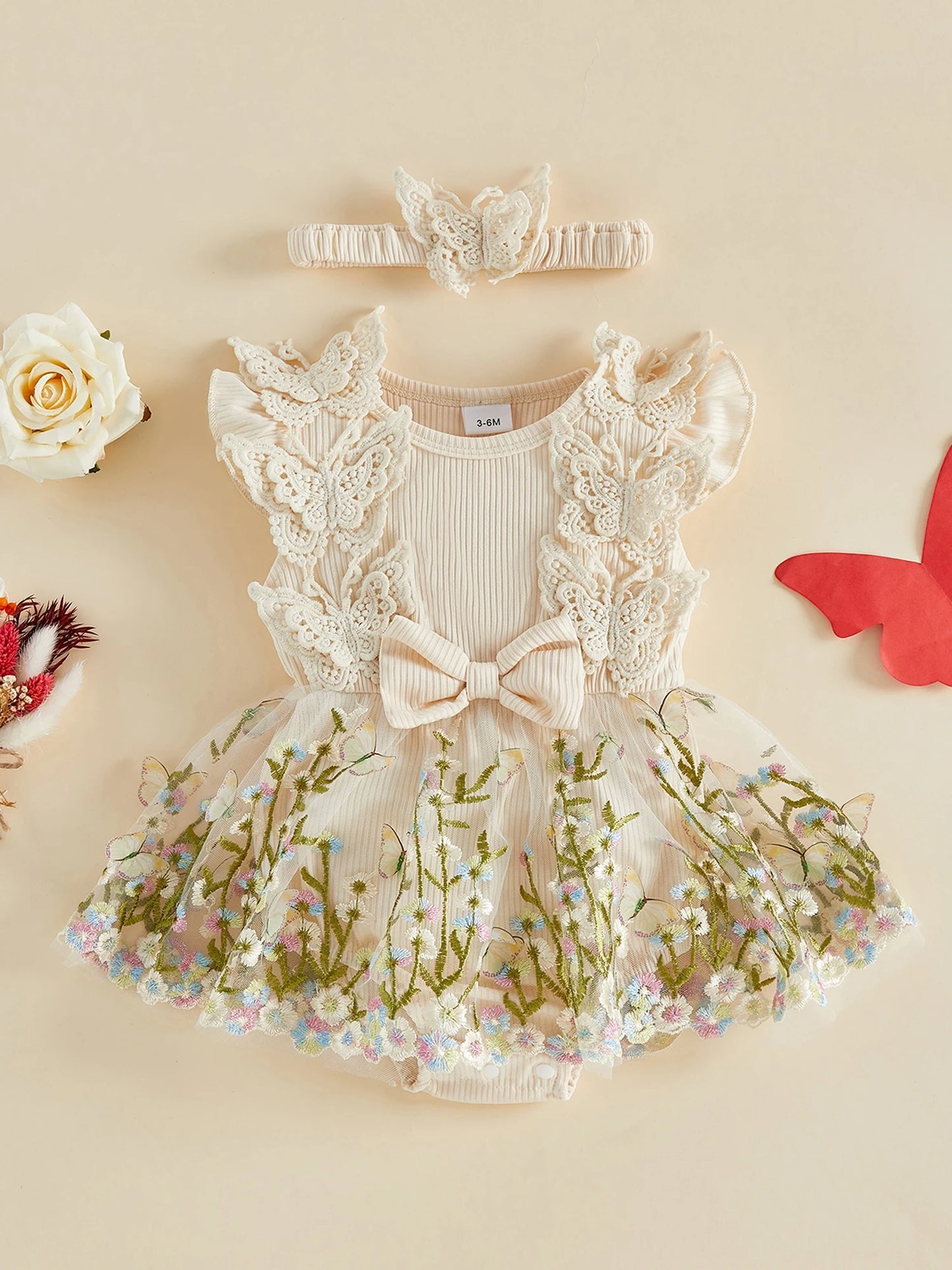 Cute Baby Girls Rompers with Lovely Floral Embroidery